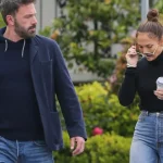 Jennifer Lopez and Ben Affleck were seen arguing on the street in front of cameras, exchanging harsh words!